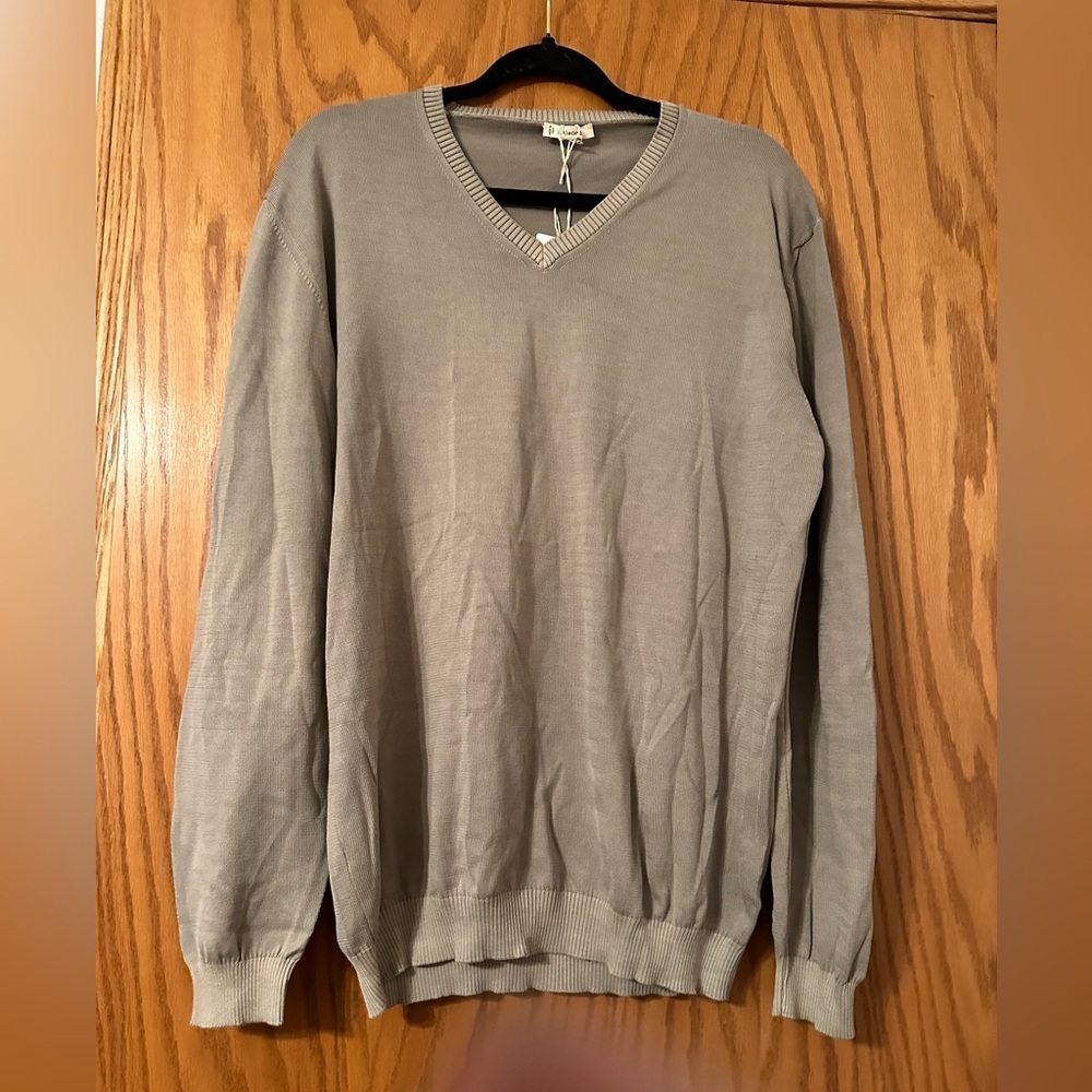 Bellwood Cotton V-Neck Sweater - NWT - Size 54 (XL)